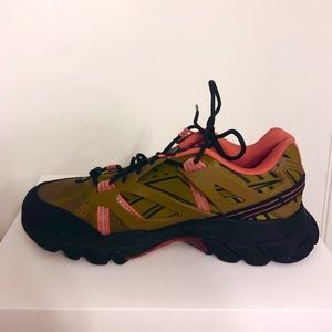 NWT Reebok X Eastlogue DMX Trail Shadow, W 7.5